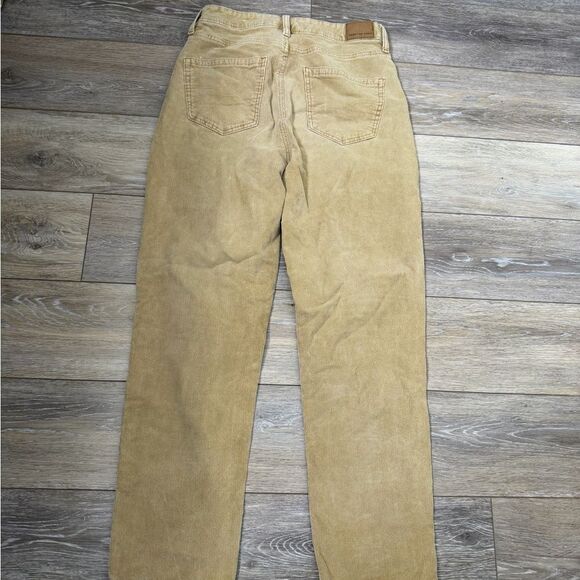 American Eagle Tan Mom Straight Corduroy Pants Jeans Sz 4 - Picture 3 of 4